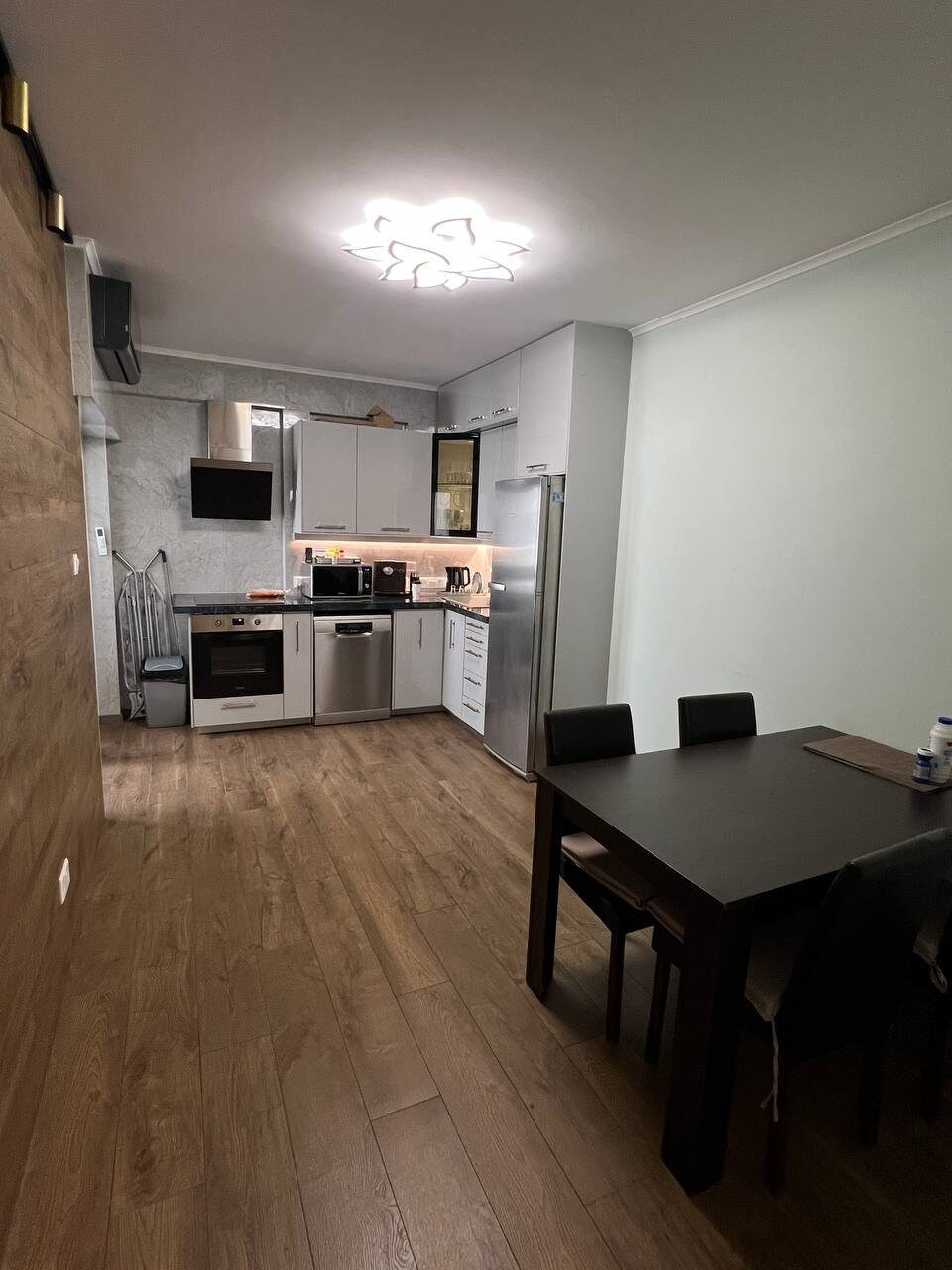 3 BR Apartment in Neapolis, Limassol photo 14