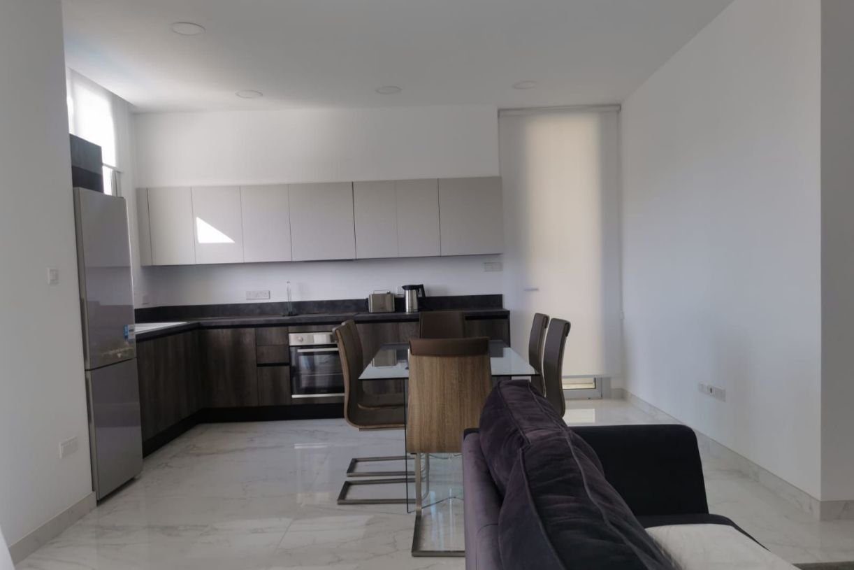 2 BR Penthouse in Germasogeia