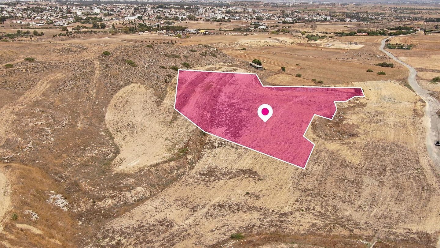 Agricultural Field in Geri, Nicosia photo 2