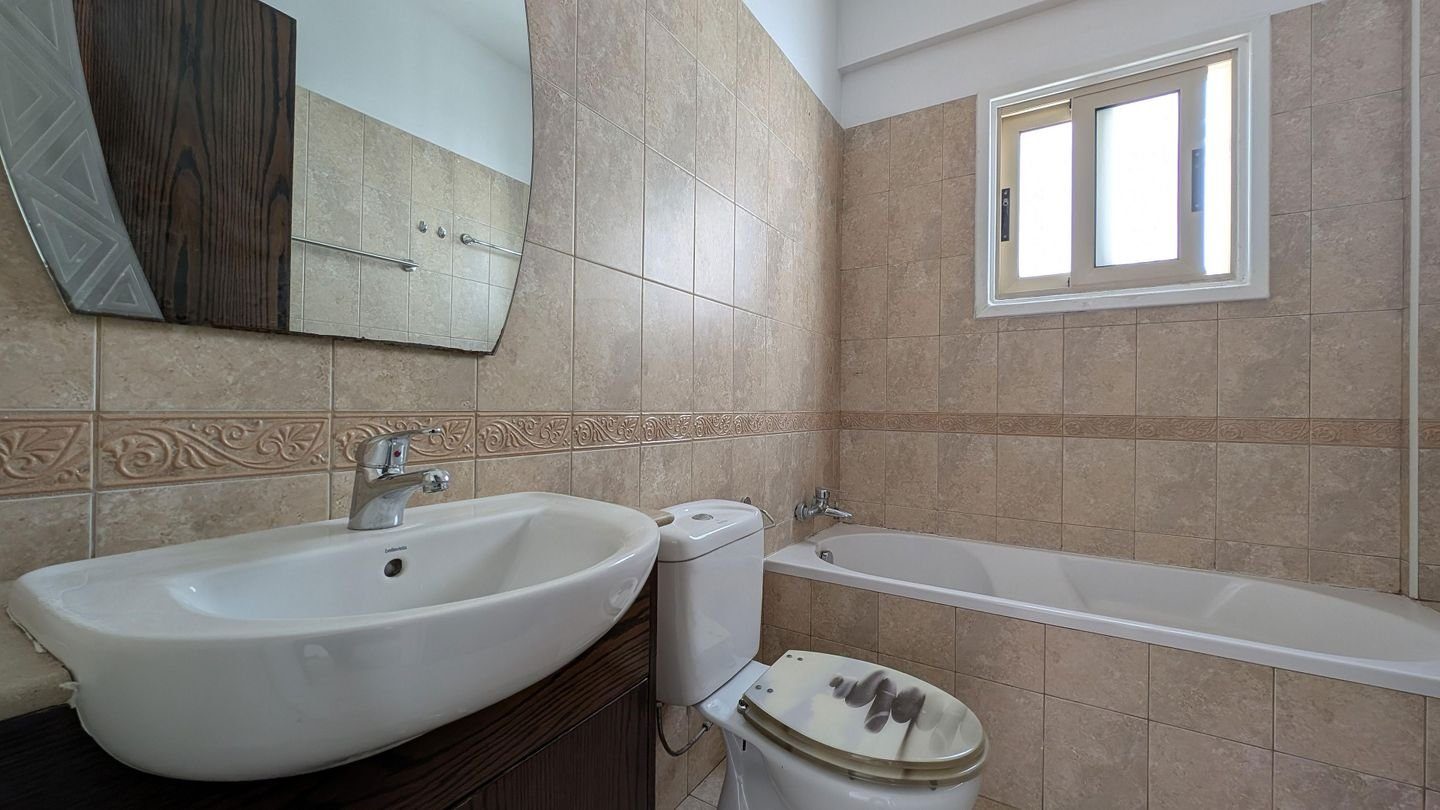 Two-Bedroom Apartment in Lakatamia, Nicosia photo 29