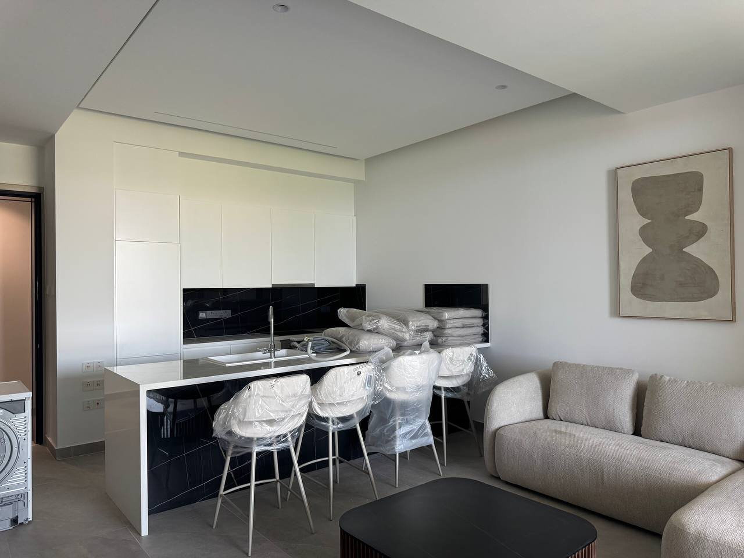 1 BR Apartment in Agios Athanasios, Limassol photo 2