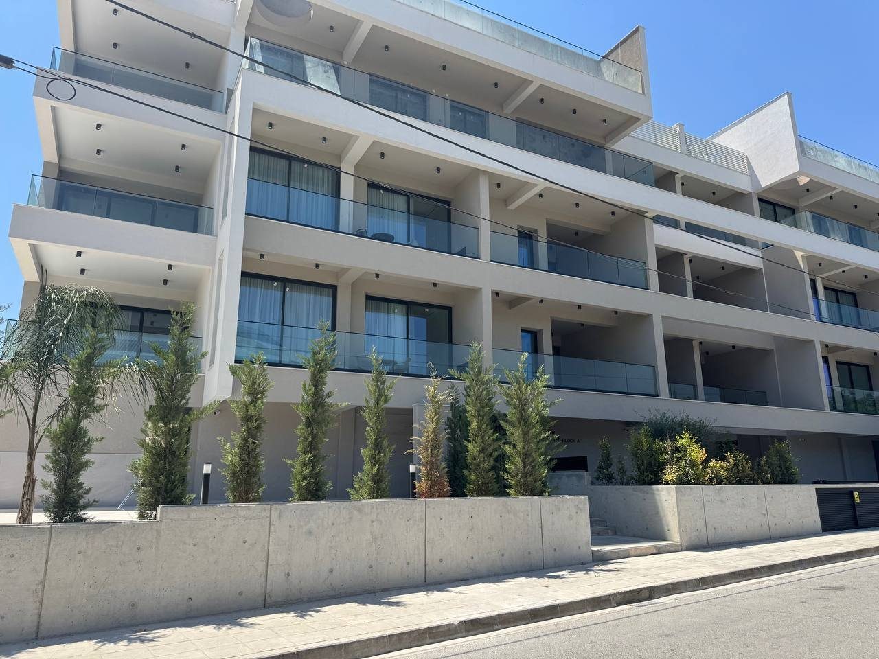 1 BR Apartment in Agios Athanasios, Limassol photo 16