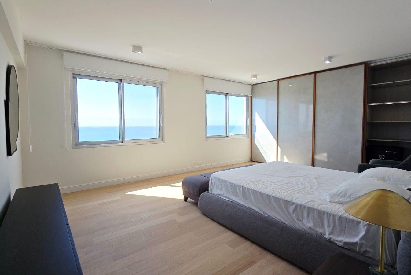 4 BR Luxury Apartment in Agios Tychonas, Limassol photo 15