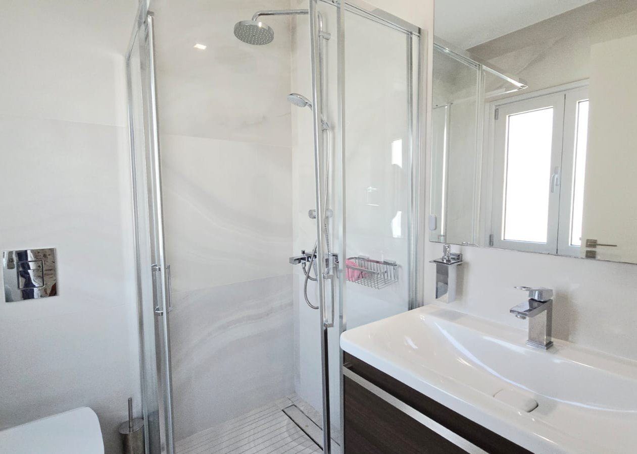 4 BR Luxury Apartment in Agios Tychonas, Limassol photo 20