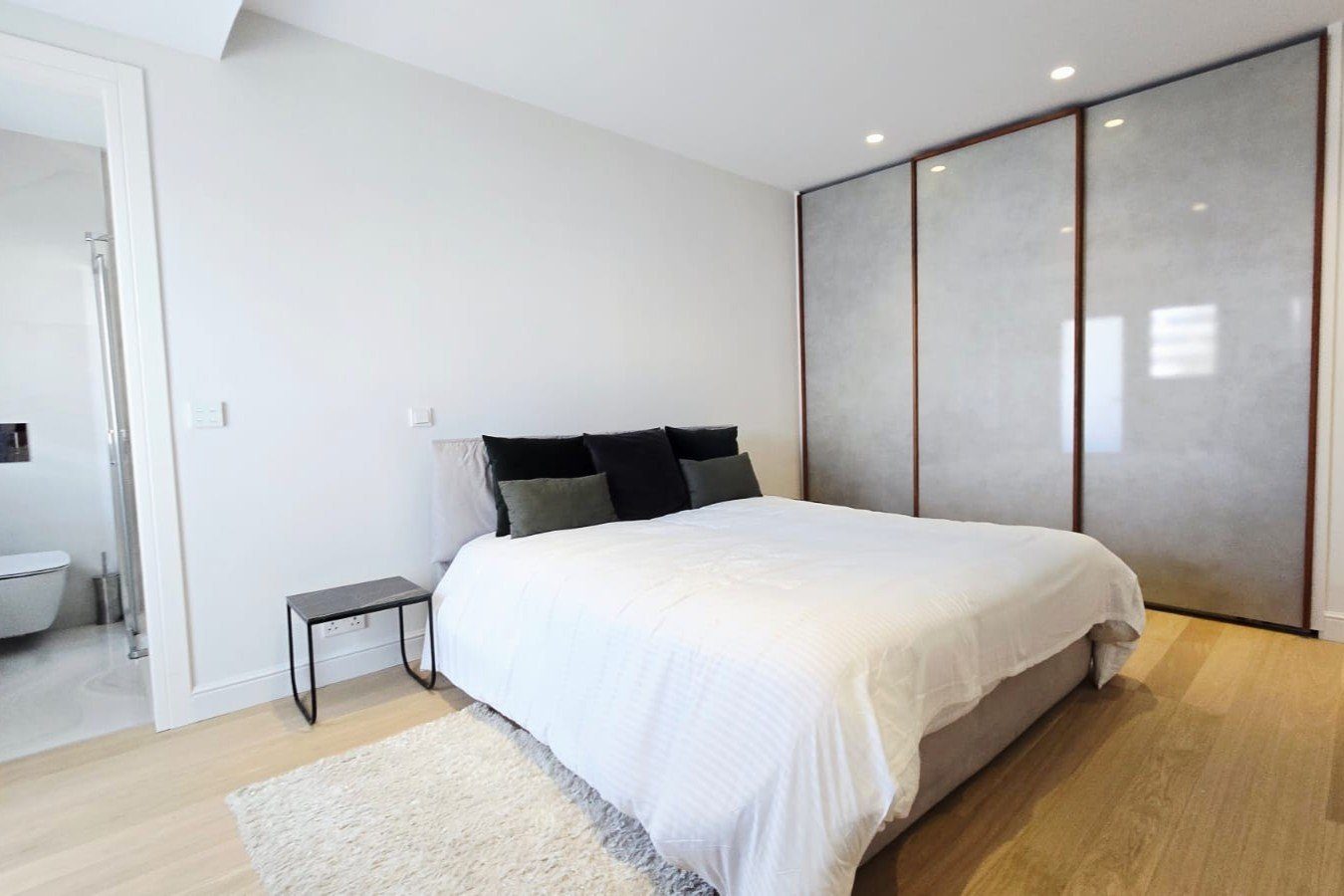 4 BR Luxury Apartment in Agios Tychonas, Limassol photo 16