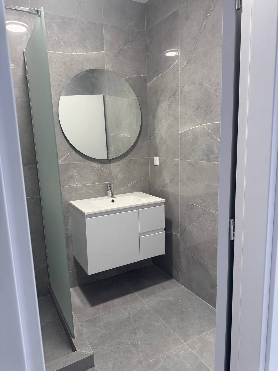 2 BR Apartment in Agios Tychon Tourist Area, Limassol photo 12