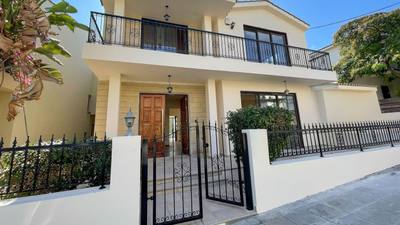 Three-Bedroom House with attic in Lakatameia, Nicosia thumbnail 2