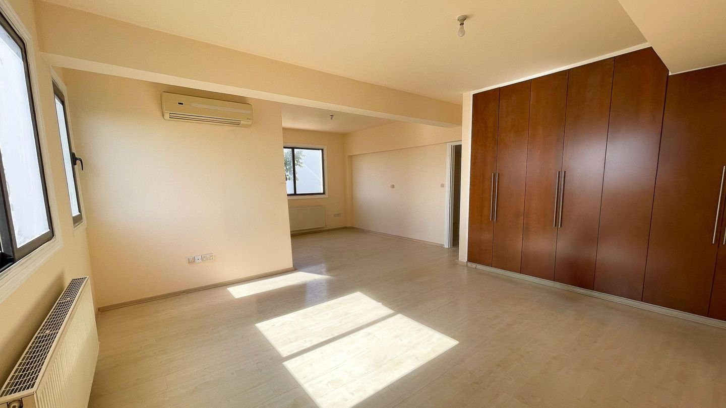 Three-Bedroom House with attic in Lakatameia, Nicosia photo 7