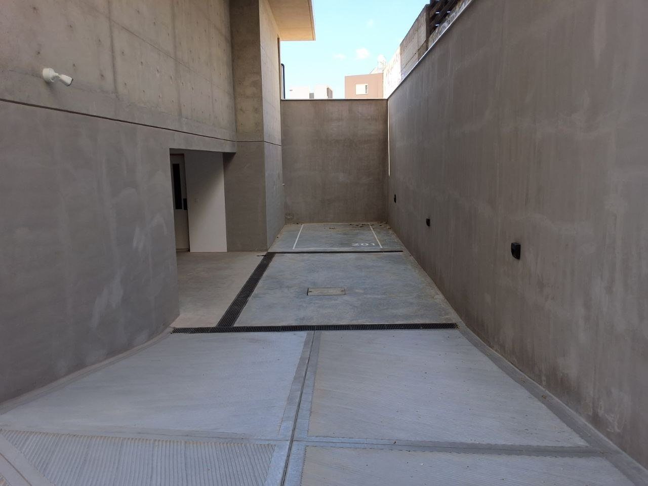 Entire 1st Floor Office in Petrou Kai Pavlou, Limassol photo 16