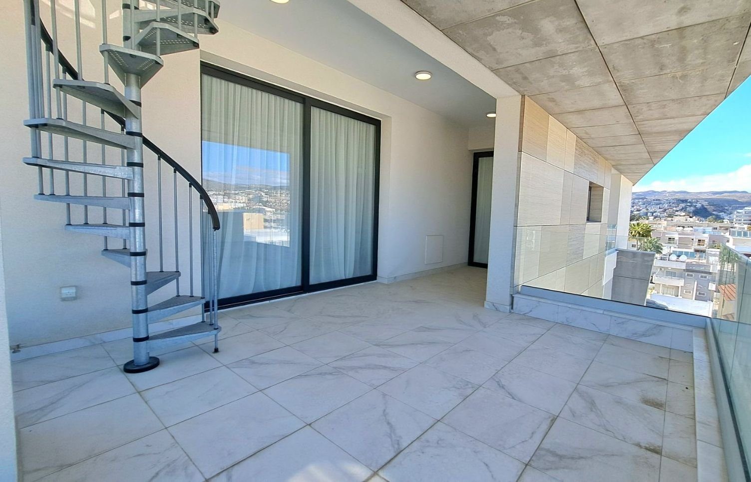 2 BR Penthouse in Germasogeia, Limassol photo 12