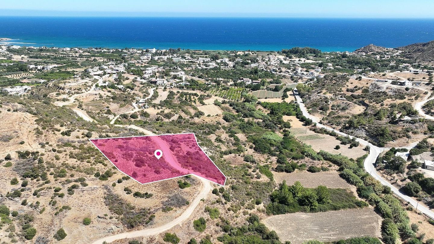 Residential Field in Kato Pyrgos, Nicosia photo 2