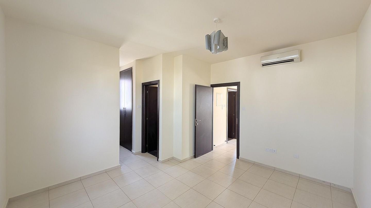 Two-Storey Detached House with Swimming Pool in Oroklini, Larnaca photo 21