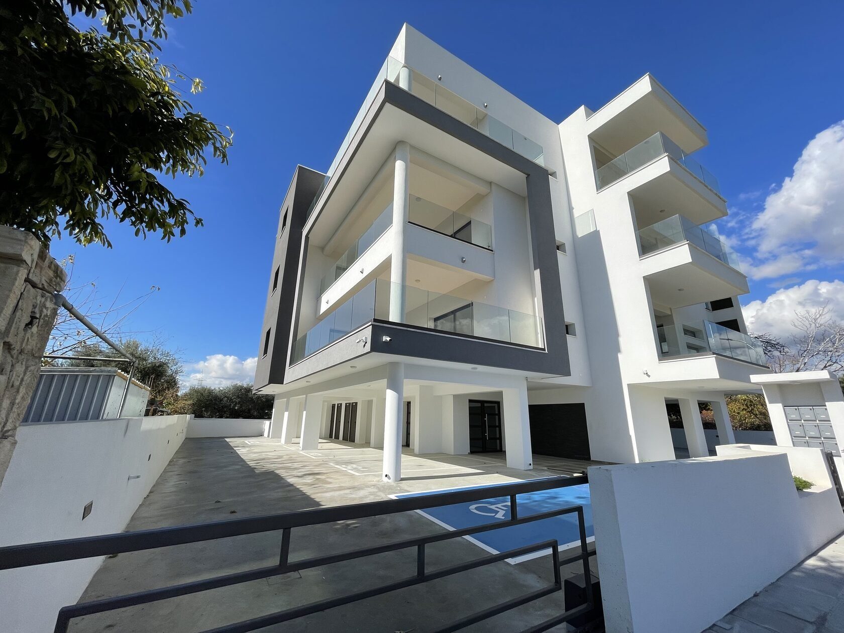 3 BR Apartment in Potamos Germasogeias, Limassol photo 1