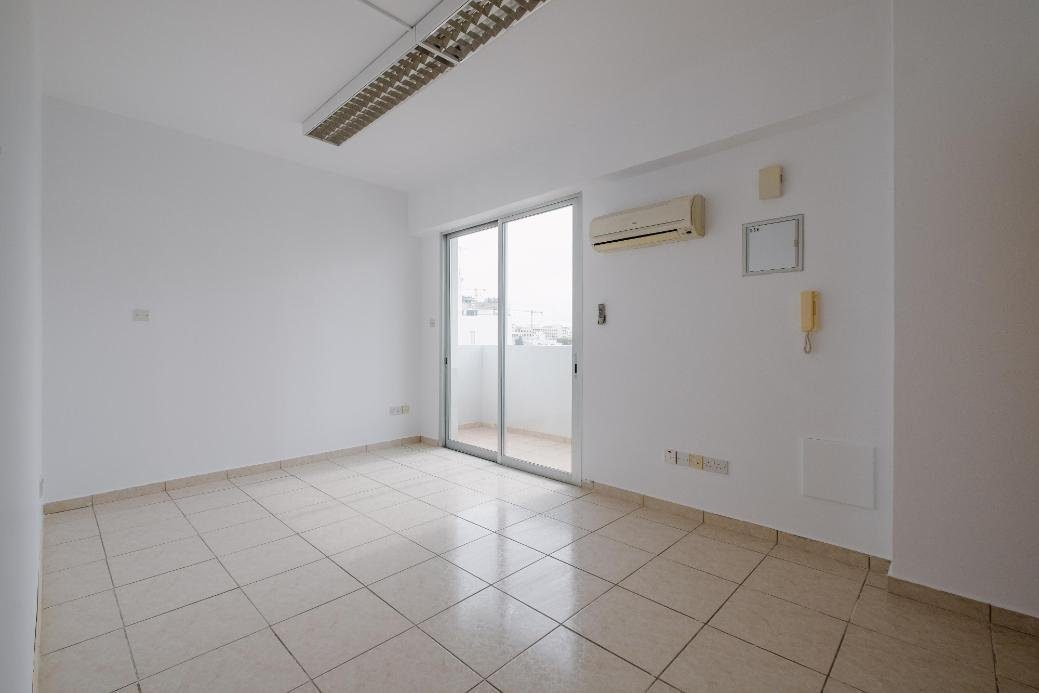 Offices in Agios Antonios, Nicosia photo 12