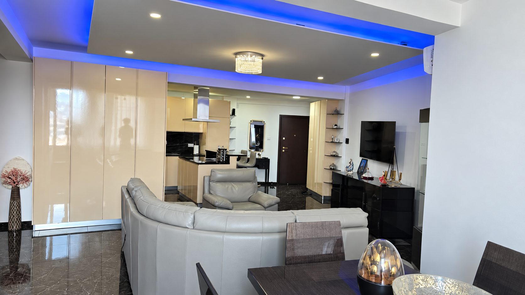 3 BR Apartment in Potamos Germasogeias, Limassol photo 2