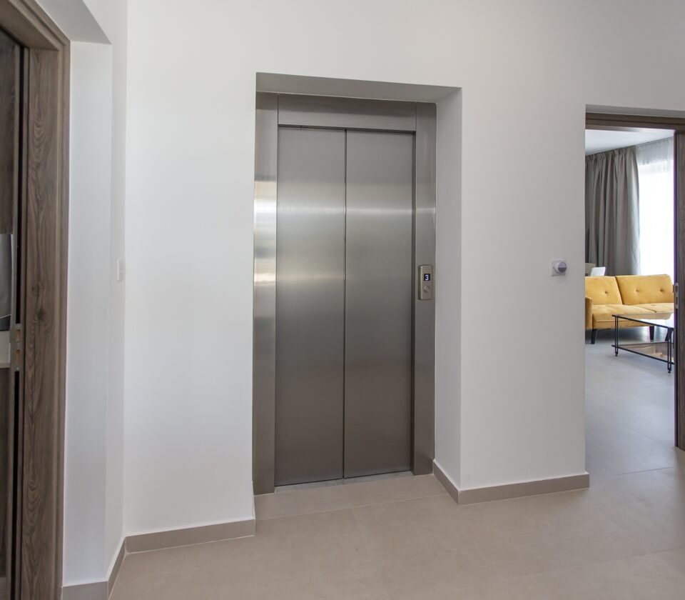 1 BR Apartment in Kato Polemidia, Limassol photo 22