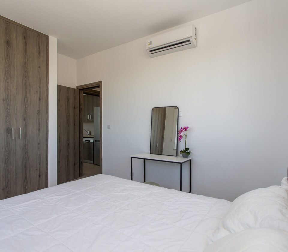 1 BR Apartment in Kato Polemidia, Limassol photo 12