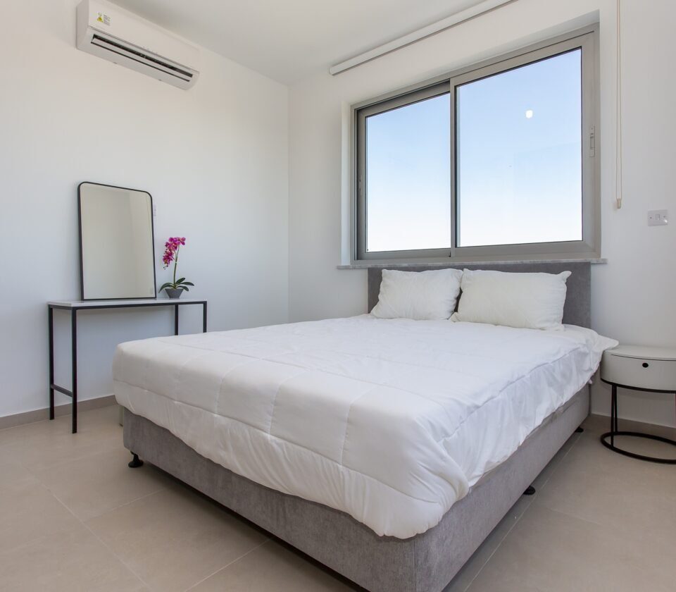 1 BR Apartment in Kato Polemidia, Limassol photo 9
