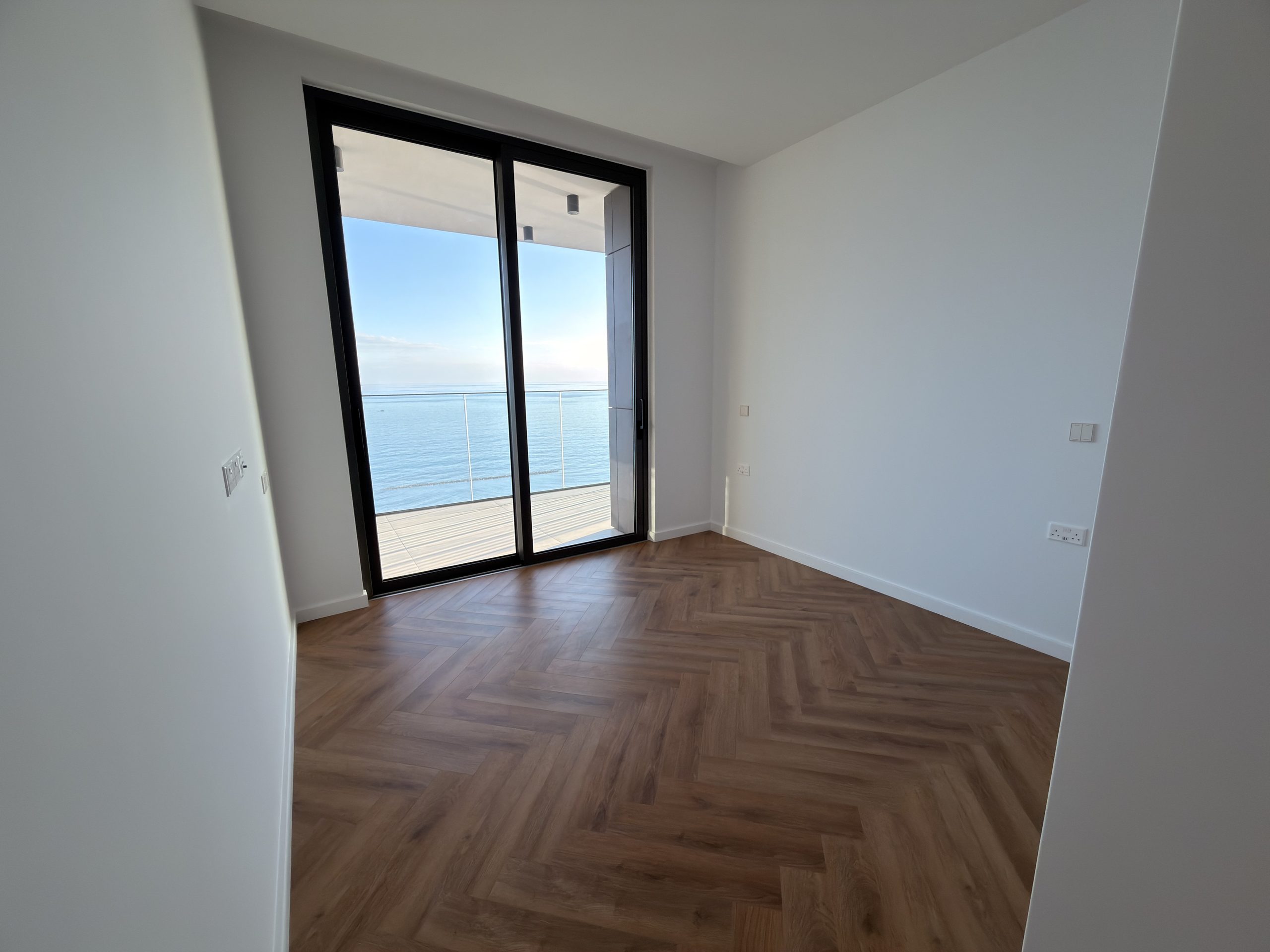 2 BR Apartment in Agios Tychonas, Limassol photo 4