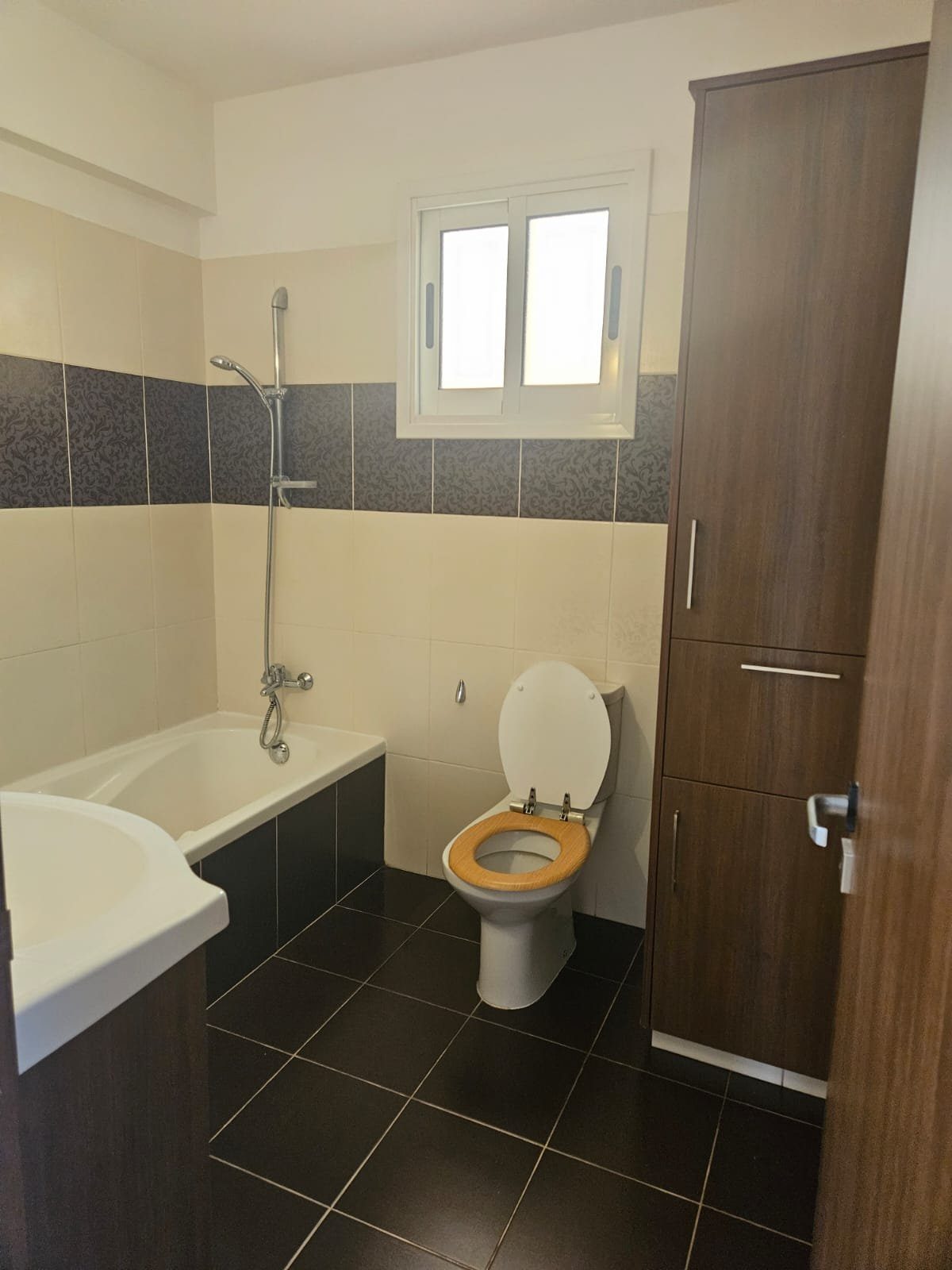 2 BR Apartment in Potamos Germasogeias, Limassol photo 11