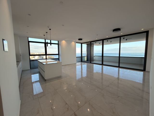 2 BR Apartment in Agios Tychonas, Limassol