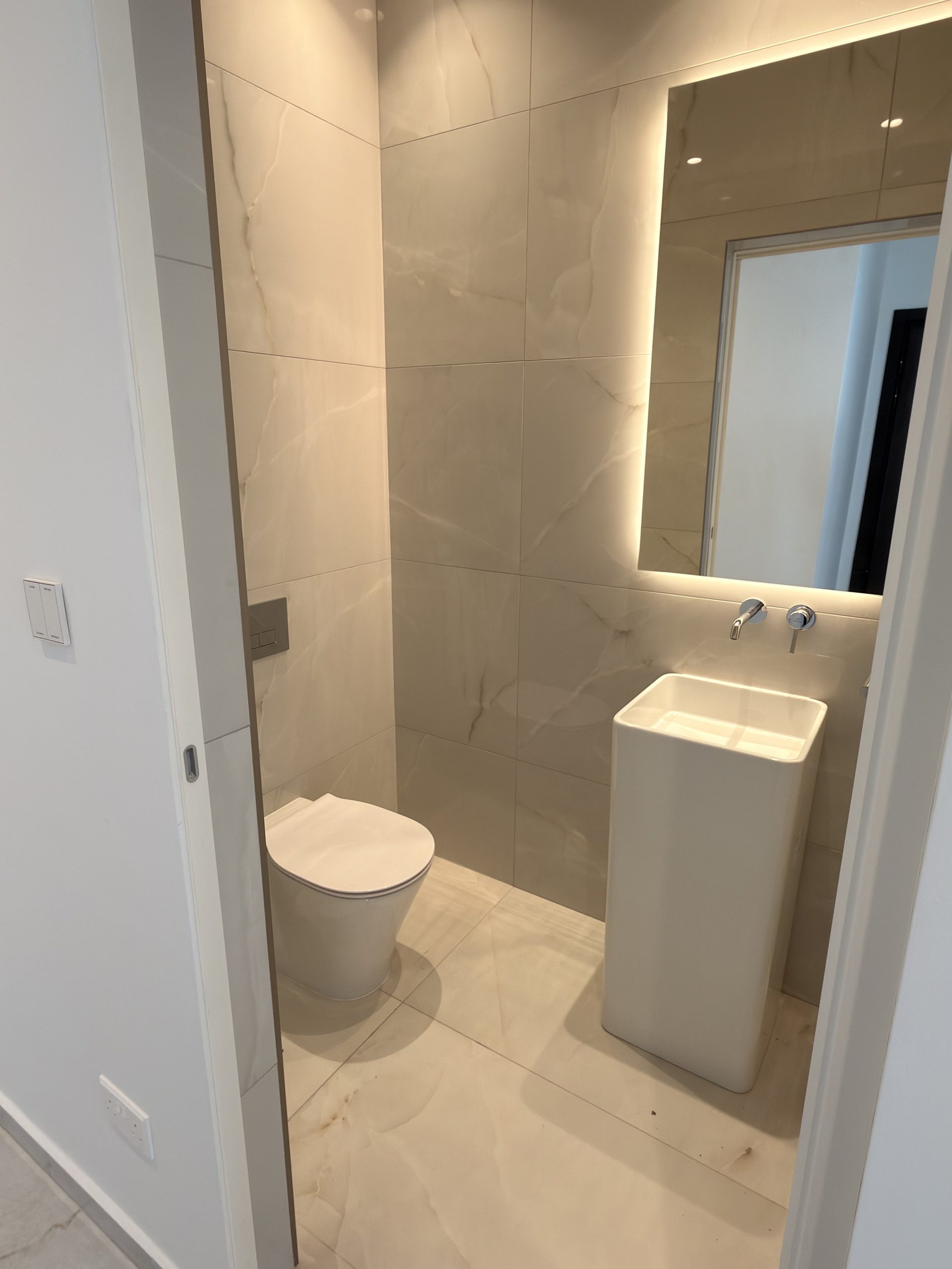 2 BR Apartment in Agios Tychonas, Limassol photo 10