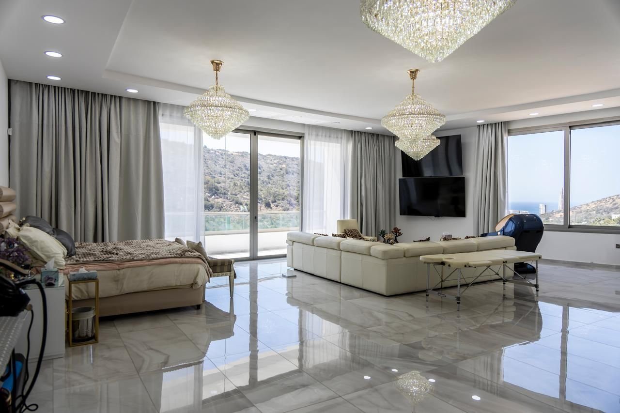 7 BR House in Pyrgos, Limassol photo 10