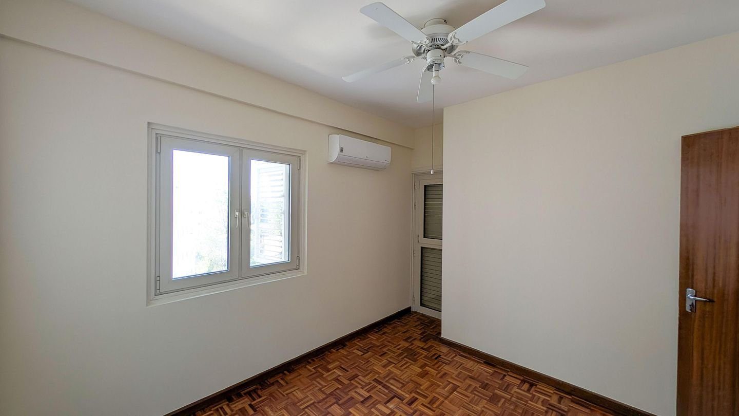 Three-Bedroom Apartment in Engomi, Nicosia photo 8