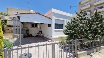 Renovated 3 BR house in the centre of Limassol thumbnail 4