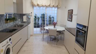 Renovated 3 BR house in the centre of Limassol thumbnail 9