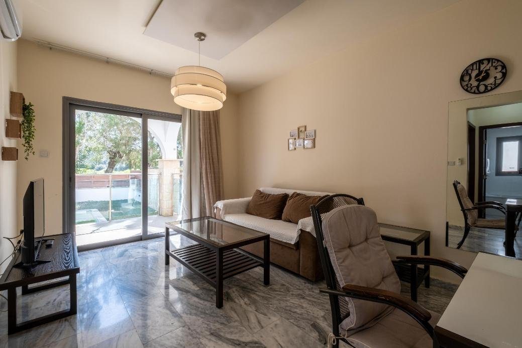 2-bedroom apartment with swimming pool in Latchi, Paphos photo 15