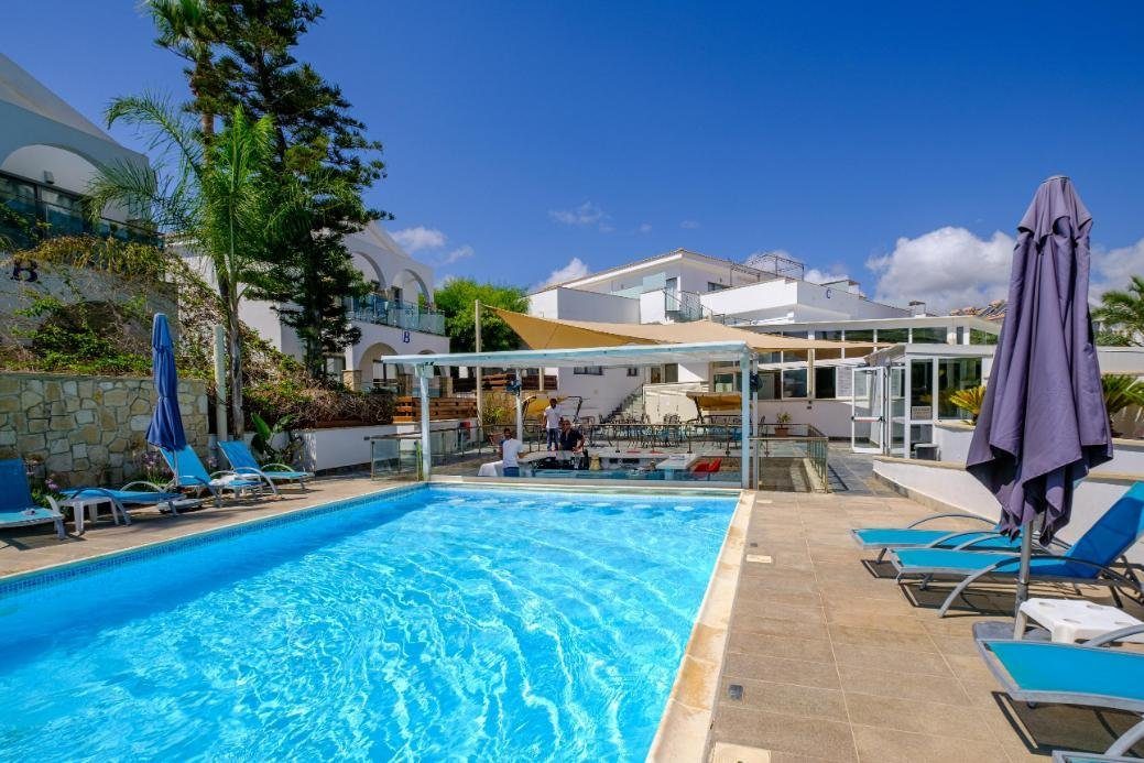 2-bedroom apartment with swimming pool in Latchi, Paphos photo 21