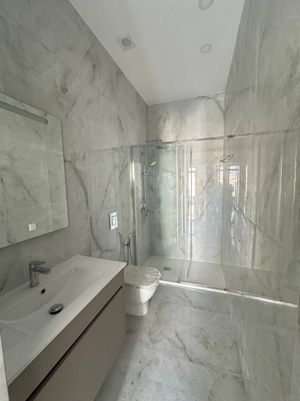 3 BR Penthouse in Neapolis, Limassol photo 9