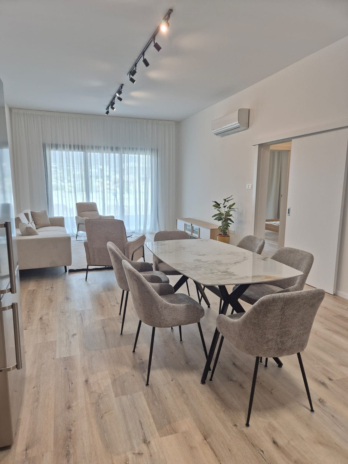 2 BR Apartment in Agios Athanasios, Limassol — photo 4