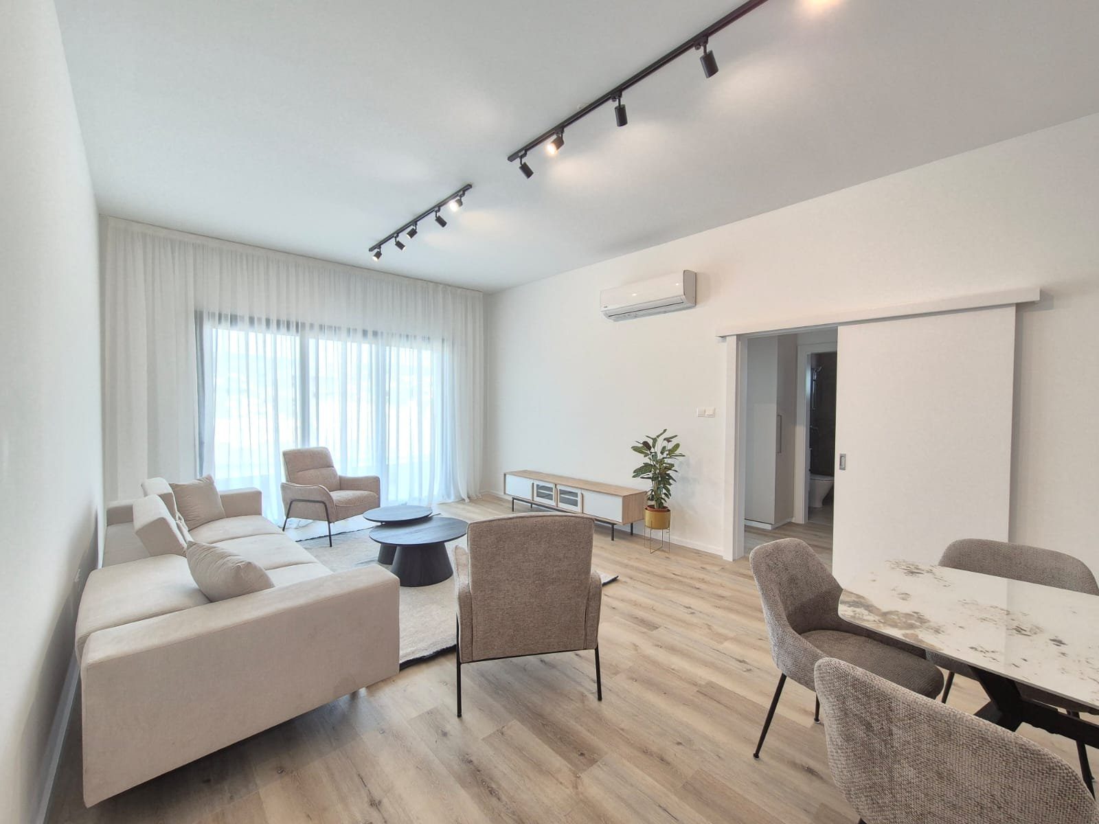 2 BR Apartment in Agios Athanasios, Limassol
