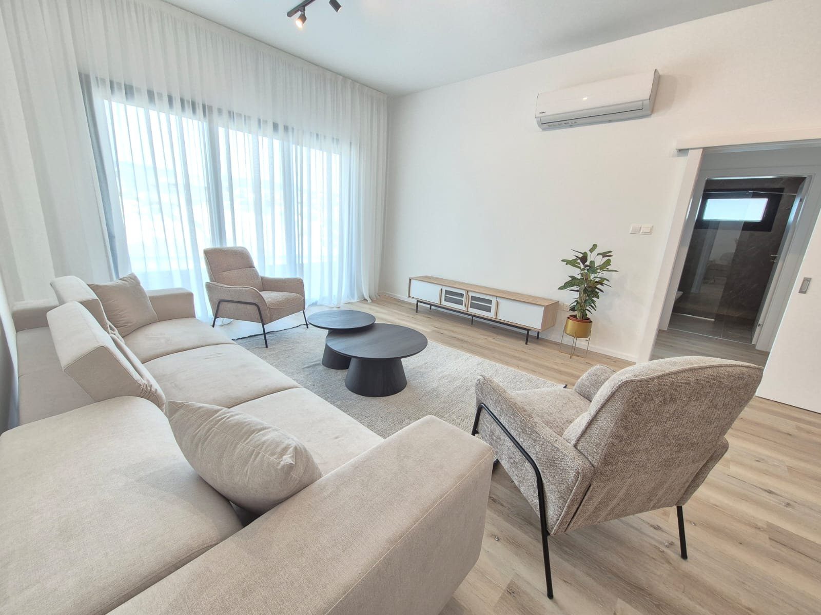 2 BR Apartment in Agios Athanasios, Limassol — photo 2