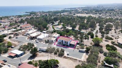 Three-bedroom House in Ormideia, Larnaca thumbnail 3