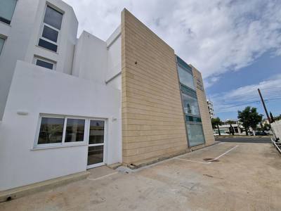 Two Full-Floor Office Spaces in Engomi, Nicosia thumbnail 10
