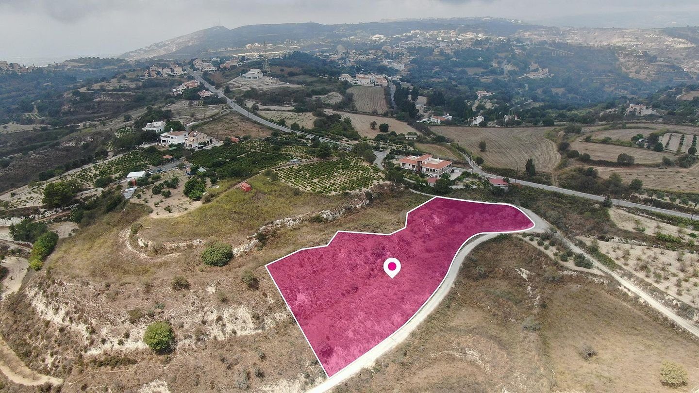Agricultural Field in Tsada, Paphos photo 3