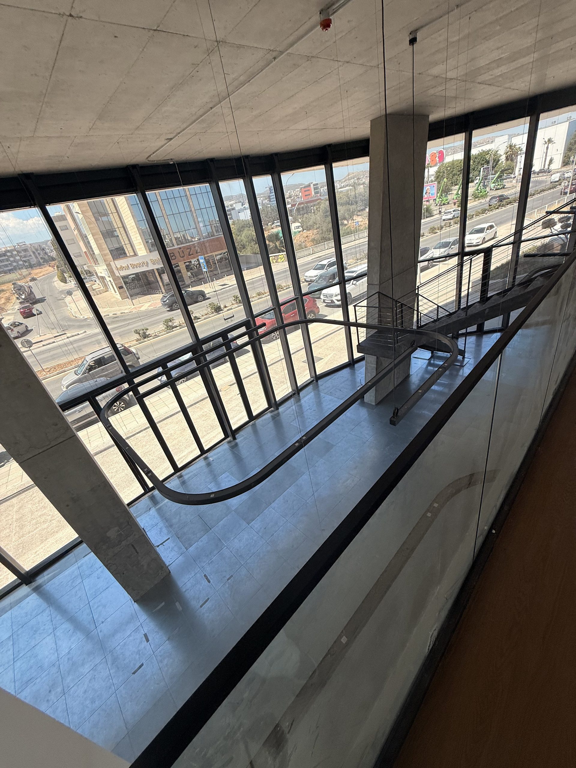 Ground Floor + Mezzanine in Mesa Geitonia, Limassol photo 7