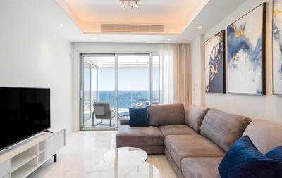 Apartamenty z 2+2 syp. w turystycznej dzielnicy Parekklisia, Limassol, miniatura 1
