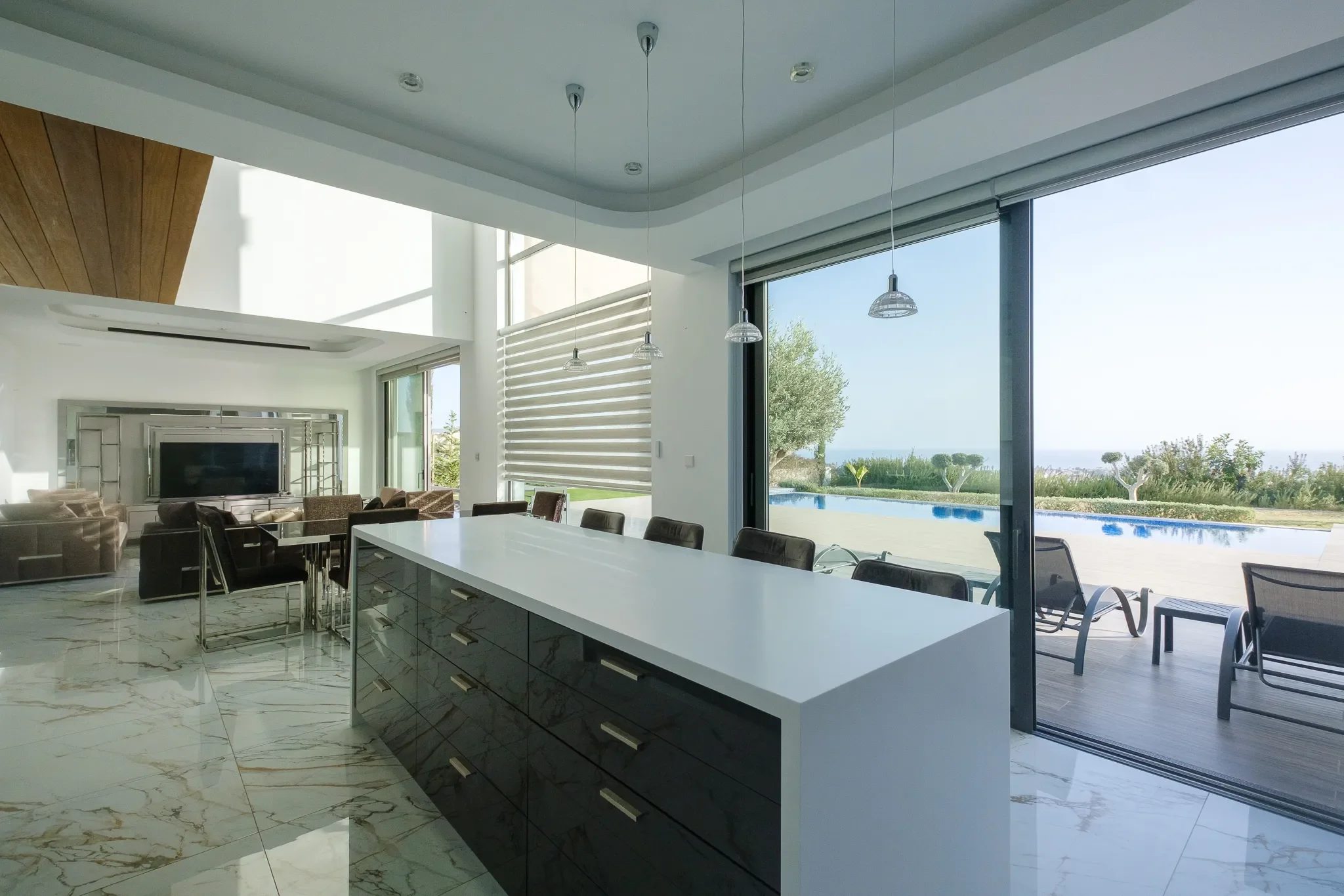 4 BR Villa in Pegeia, Paphos photo 8