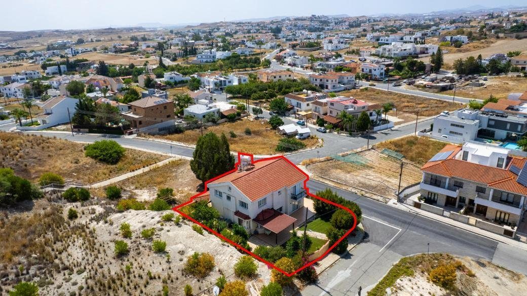4 bedroom house in Dali, Nicosia photo 4