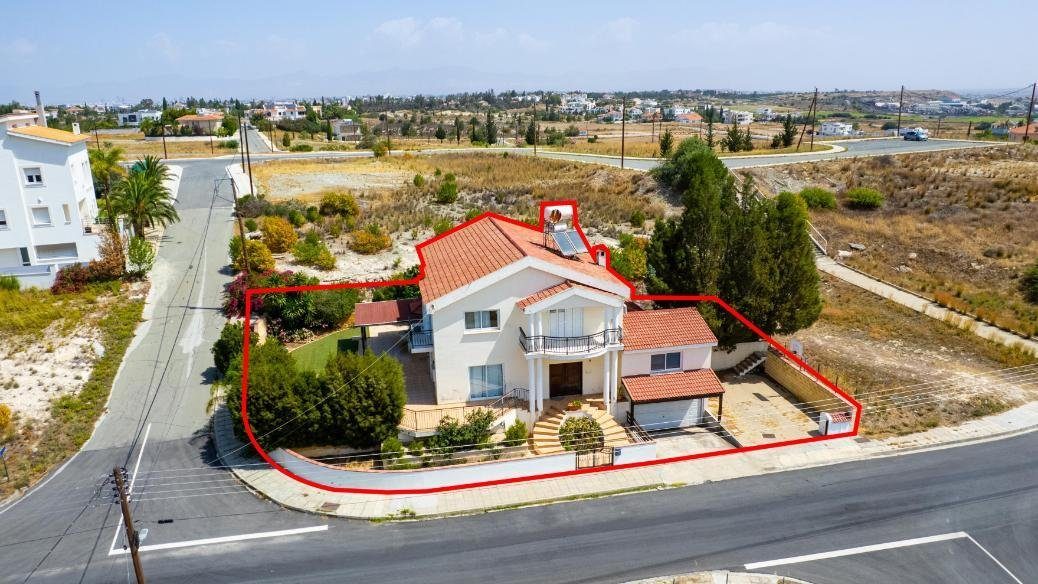 4 bedroom house in Dali, Nicosia photo 2