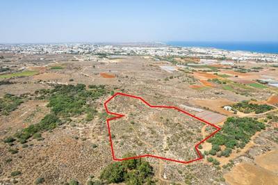 Shared agricultural field in Paralimni, Famagusta thumbnail 2