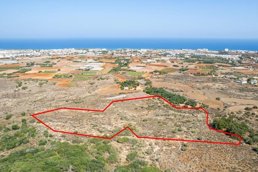 Shared agricultural field in Paralimni, Famagusta photo 1
