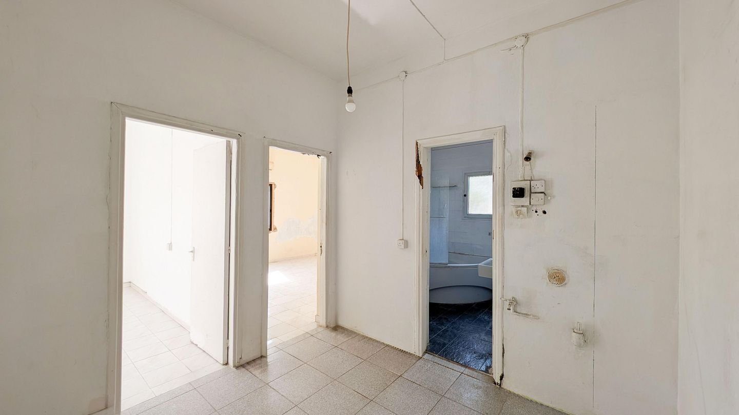 Residential Building with two apartments in Panagia, Nicosia photo 9