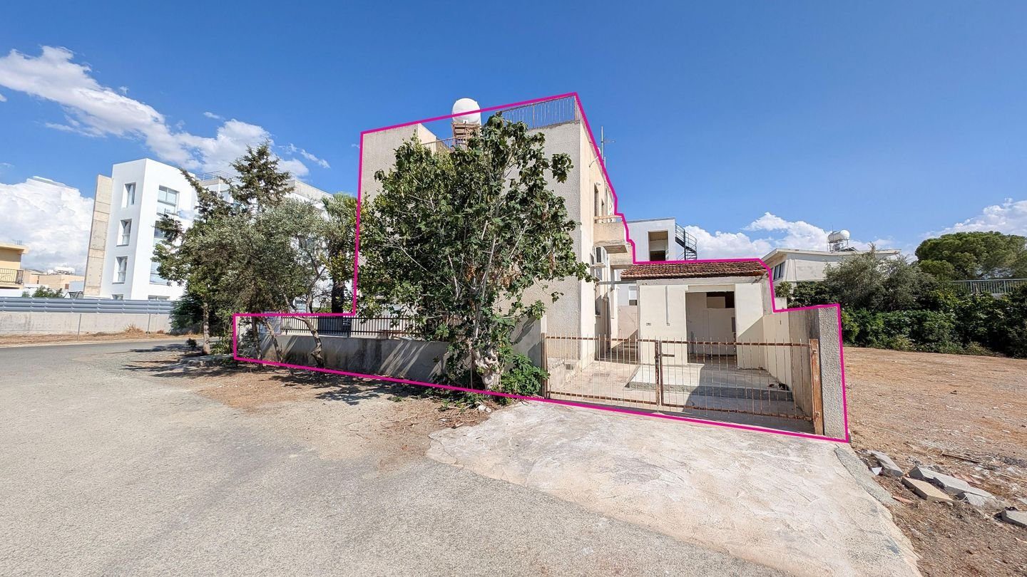 Residential Building with two apartments in Panagia, Nicosia photo 4
