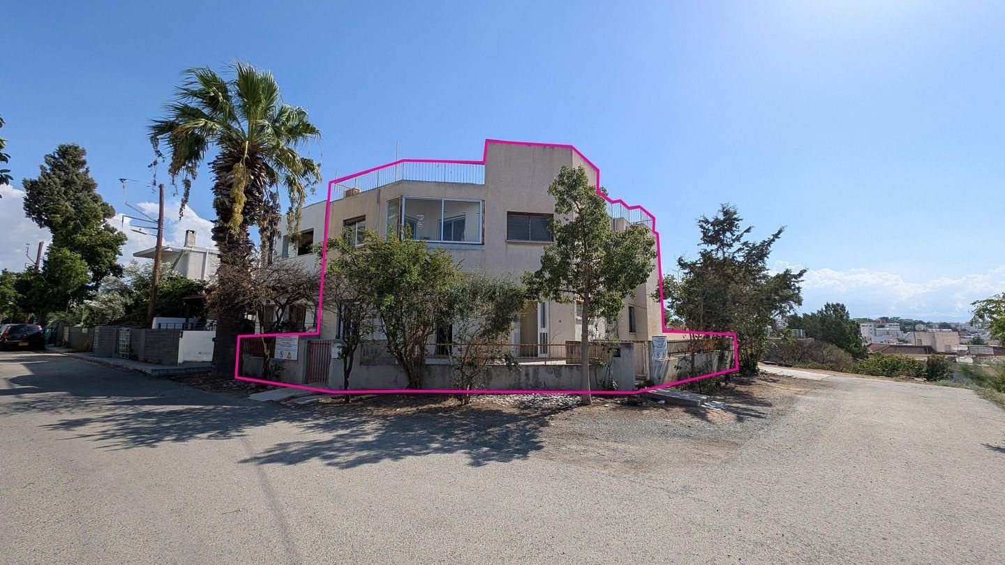 Residential Building with two apartments in Panagia, Nicosia photo 1