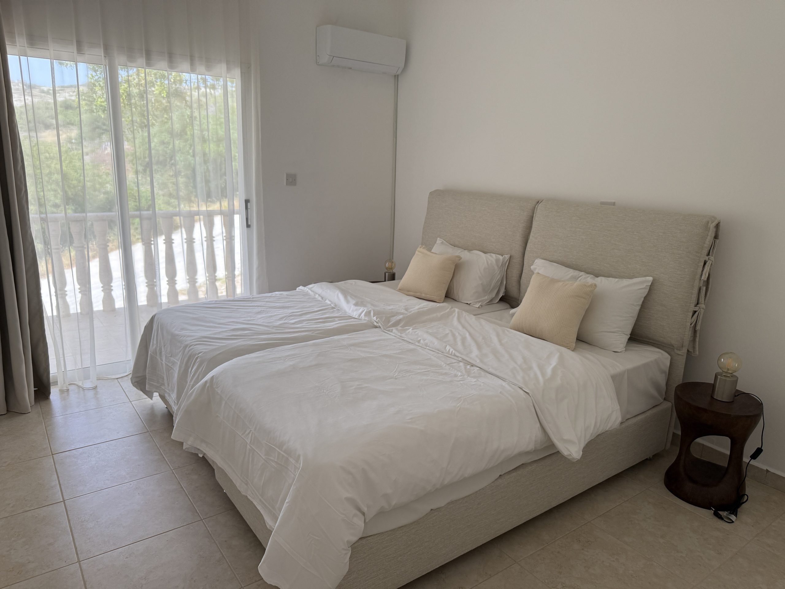 5 BR Villa in Tala, Paphos photo 14